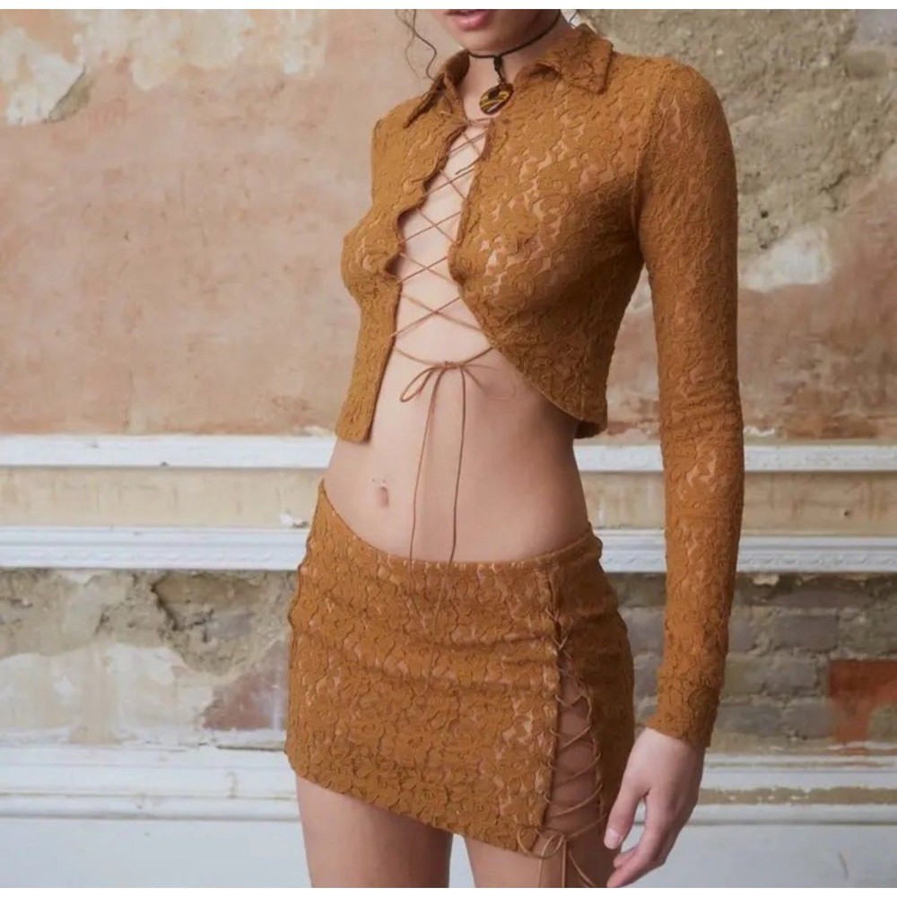 Lace mini skirt set Jaded London